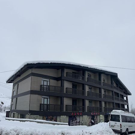 Hotel Qumli Гудаури Екстериор снимка